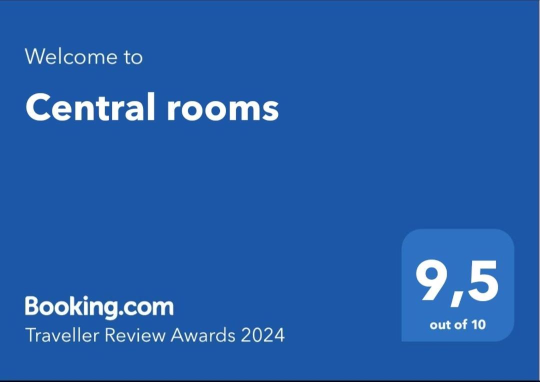 Central Rooms Agira Eksteriør bilde