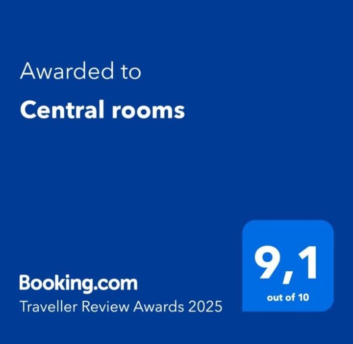 Central Rooms Agira Eksteriør bilde